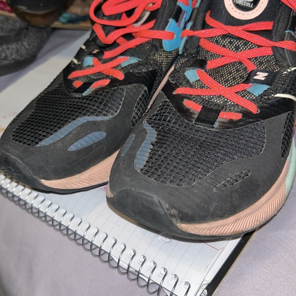 New Balance - Picture 2 of 2